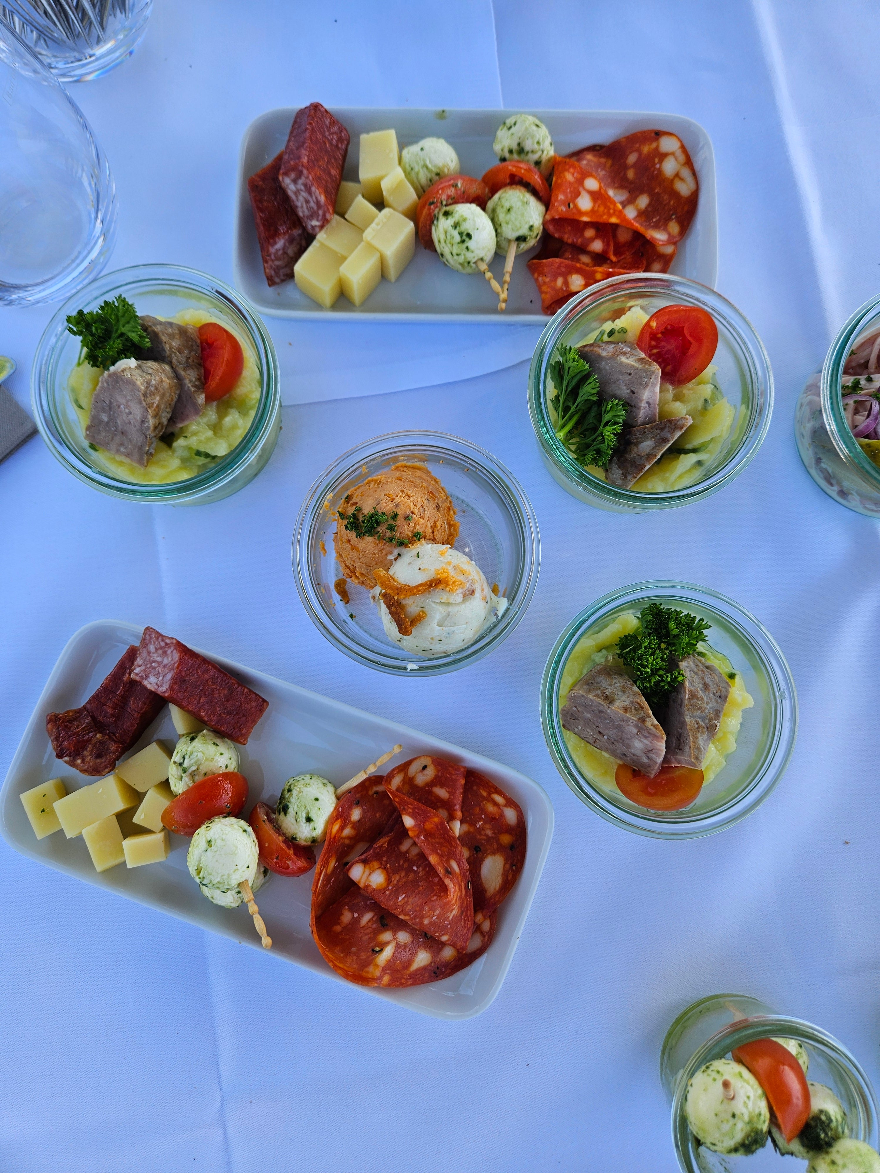 Geheimes Weinberge Picknick "Tischlein deck dich" ab 8 Personen